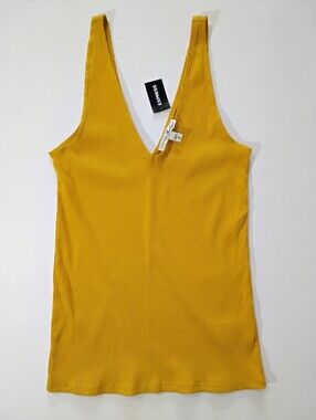 Express Ribbed V-Neck Tank Top in Mustard Yellow